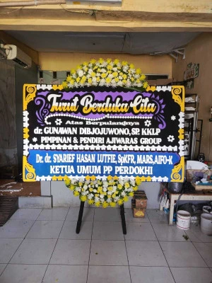 Papan Bunga di Summarecon Serpong 